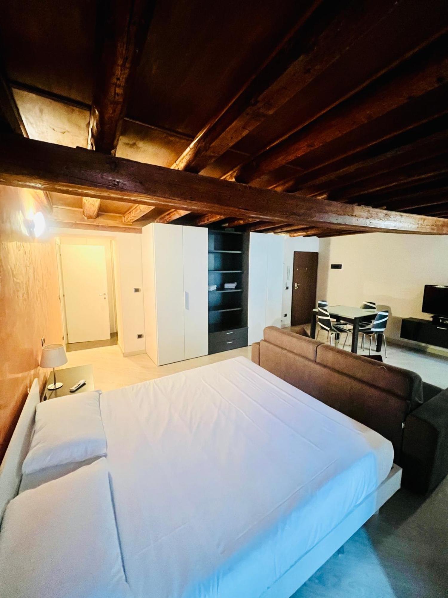 Room Verona Ai Duchi Exterior photo